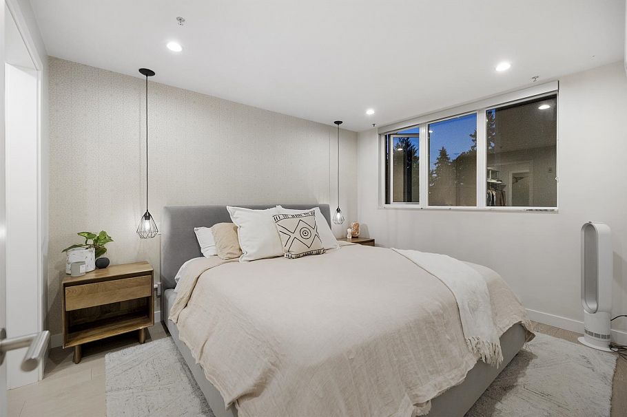 211 1961 Collingwood Street Vancouver, BC - 23