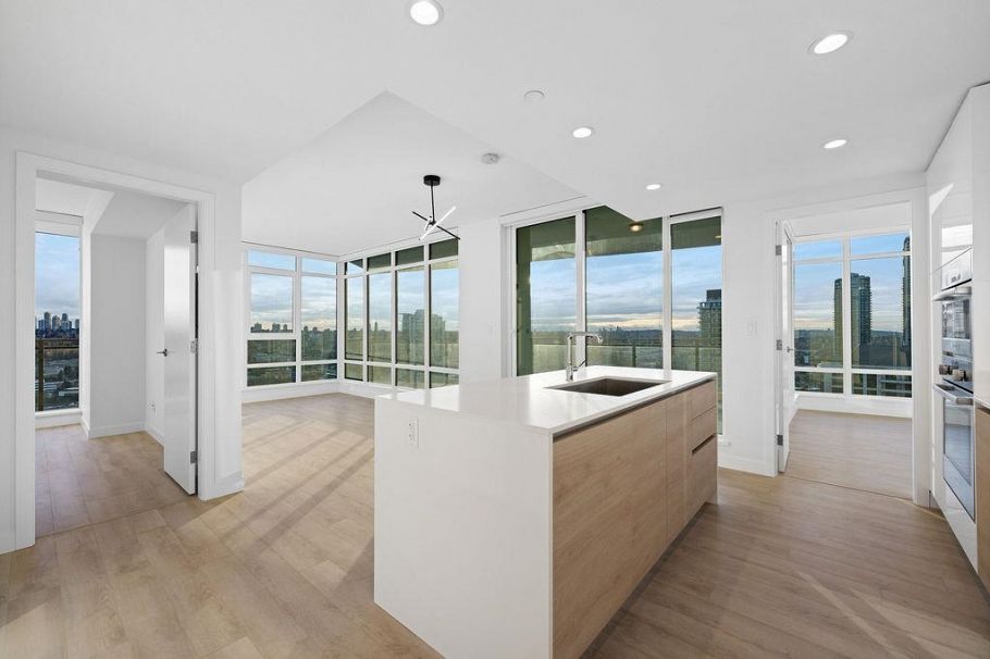 3008 2085 Skyline Court Burnaby, BC - 2