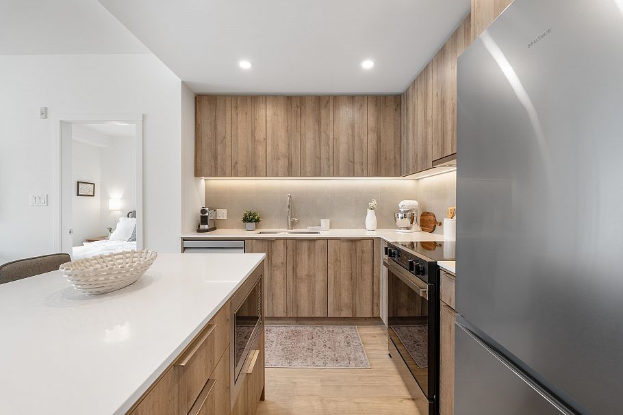 518 3596 Malsum Drive North Vancouver, BC - 2