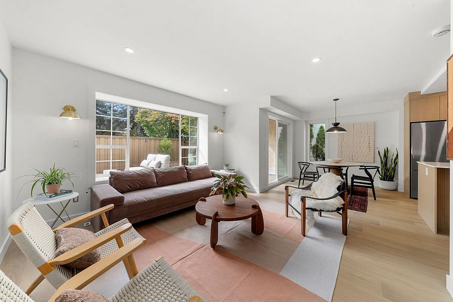 18 901 W 17th Street North Vancouver, BC - 10