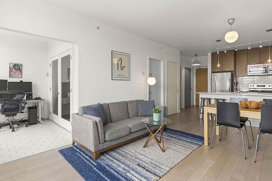 507 2321 Scotia Street Vancouver, BC - 3