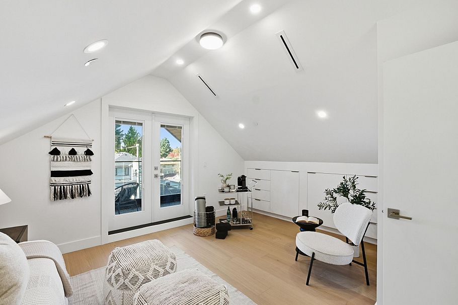 2 6141 Yew Street Vancouver, BC - 22