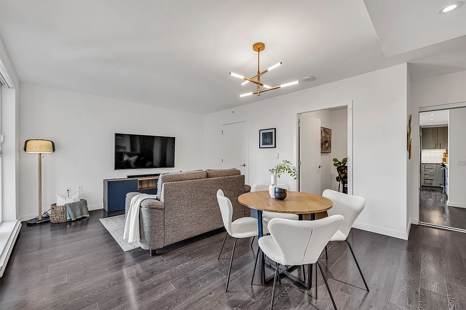 301 983 E Hastings Street Vancouver, BC - 7