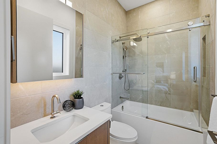 2 6141 Yew Street Vancouver, BC - 18