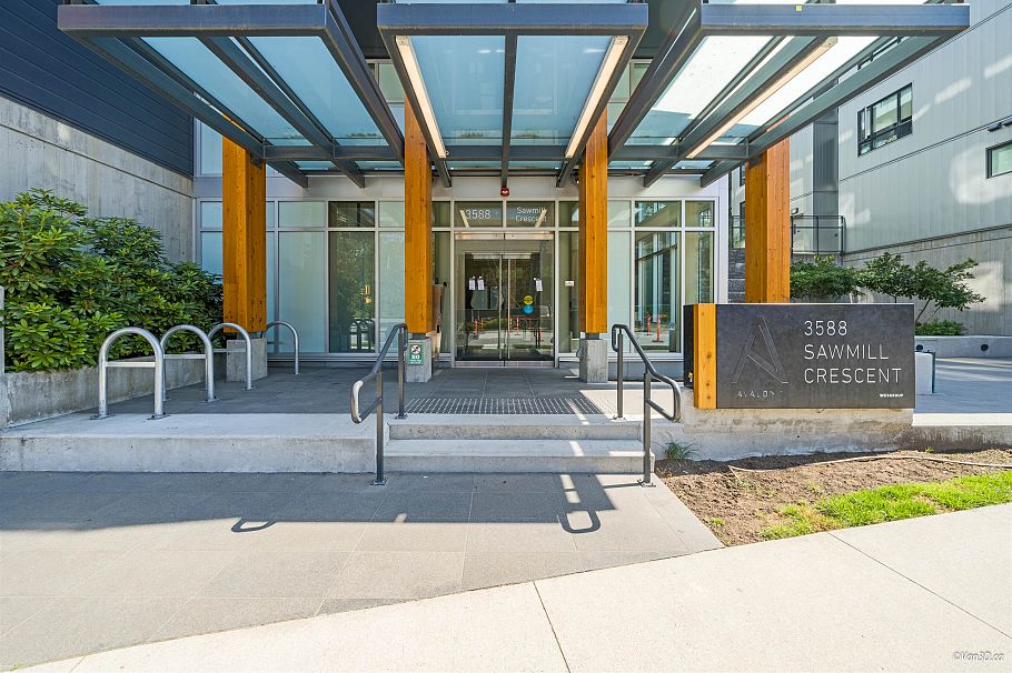 102 3588 Sawmill Crescent Vancouver, BC - 2