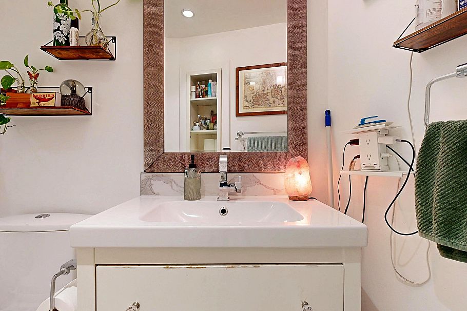 201 2222 Prince Edward Street Vancouver, BC - 22