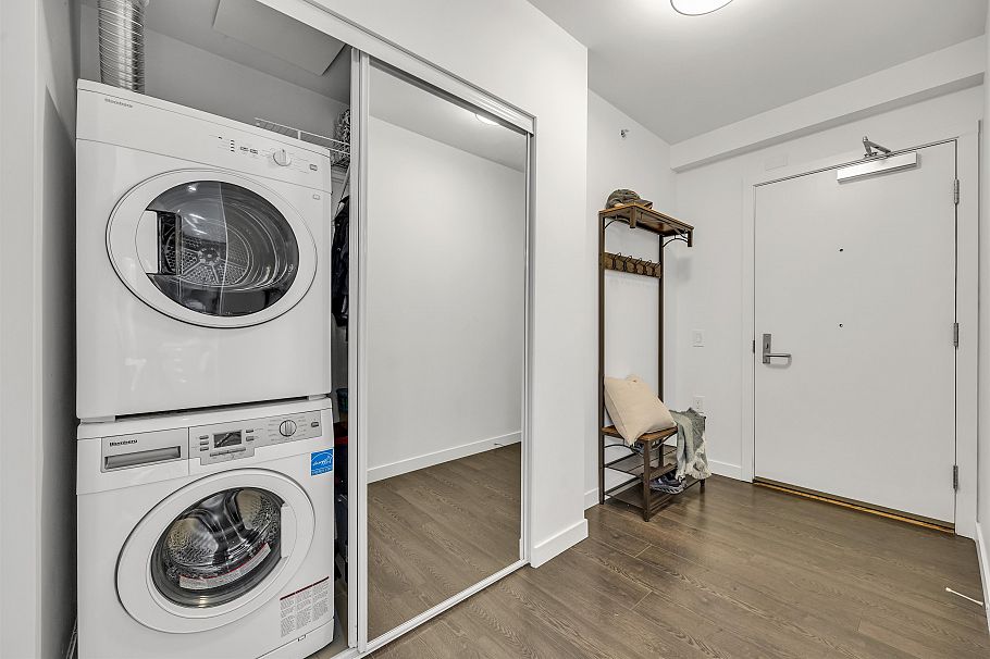 301 983 E Hastings Street Vancouver, BC - 17