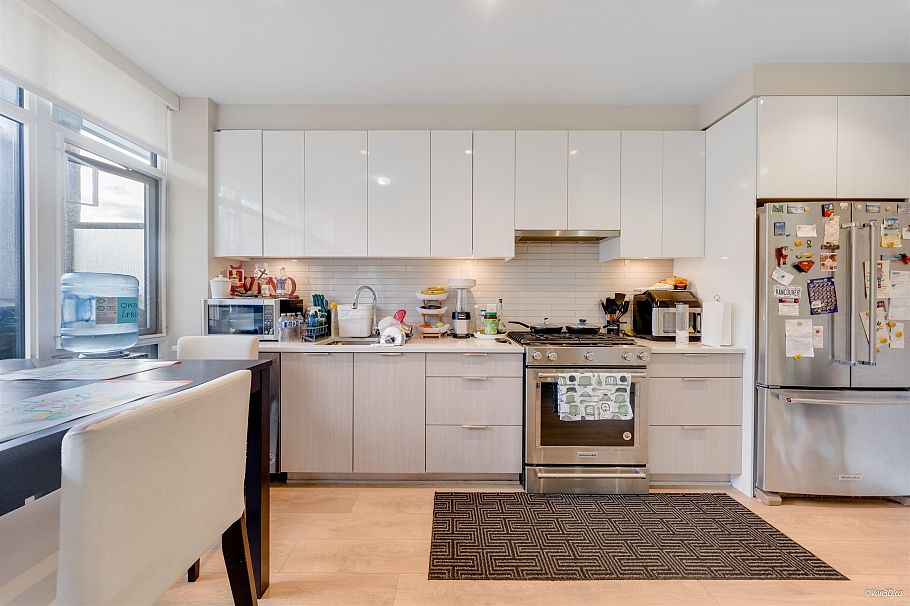 102 3588 Sawmill Crescent Vancouver, BC - 4