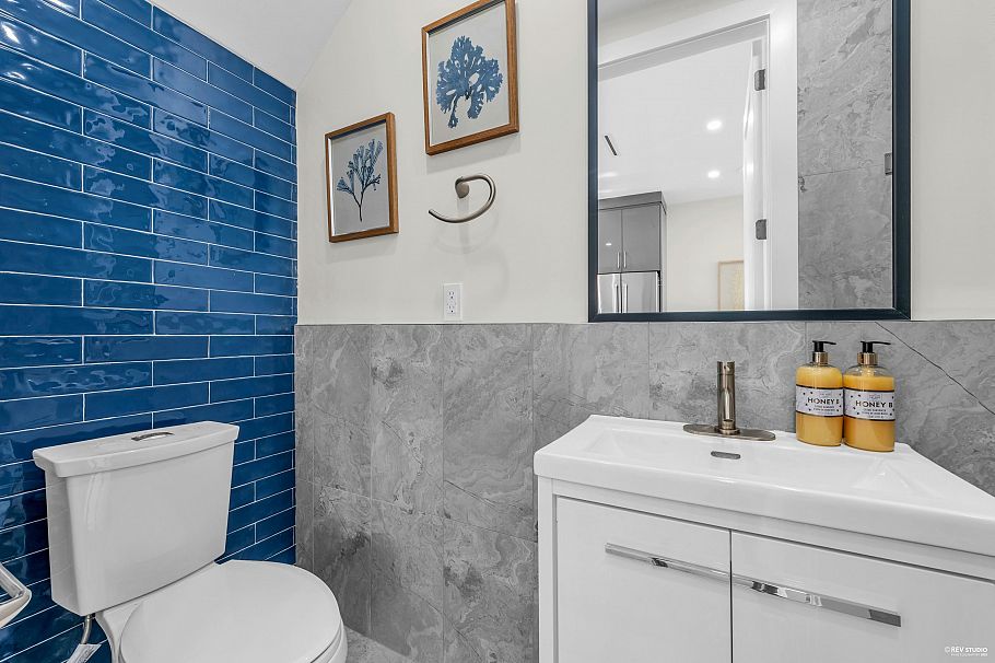 514 W 60th Avenue Vancouver, BC - 6