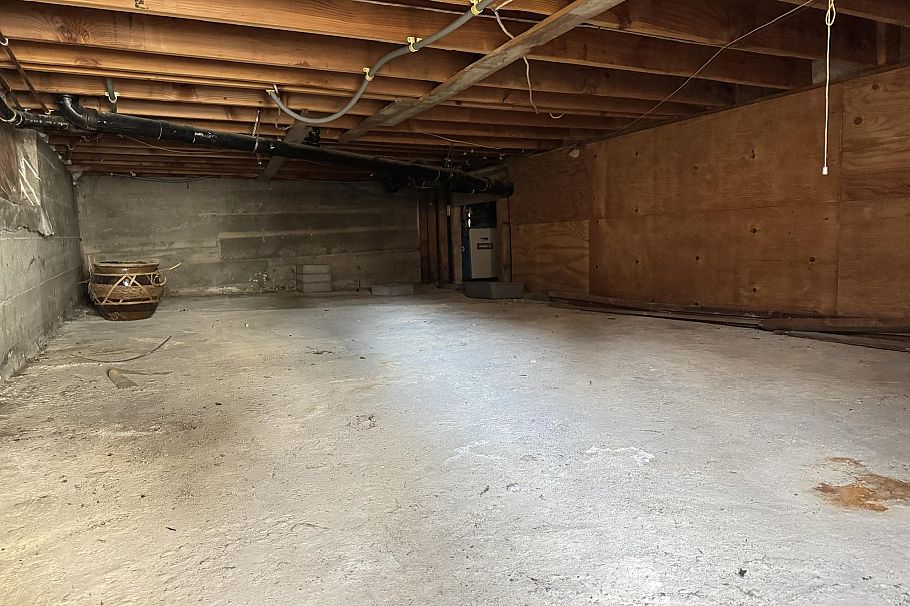 963 E 11th Avenue Vancouver, BC - 20