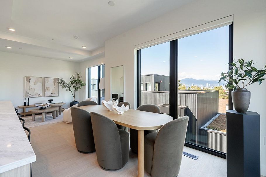 202 539 W 28th Avenue Vancouver, BC - 8