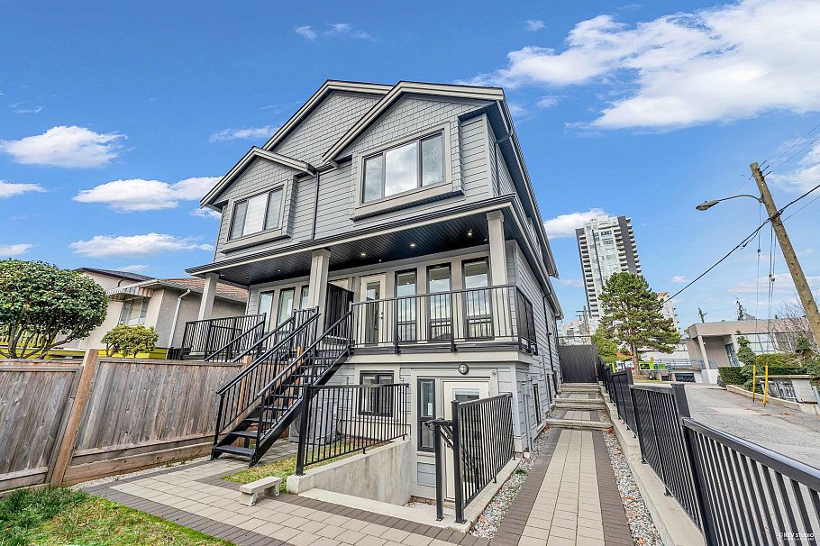 514 W 60th Avenue Vancouver, BC - 28