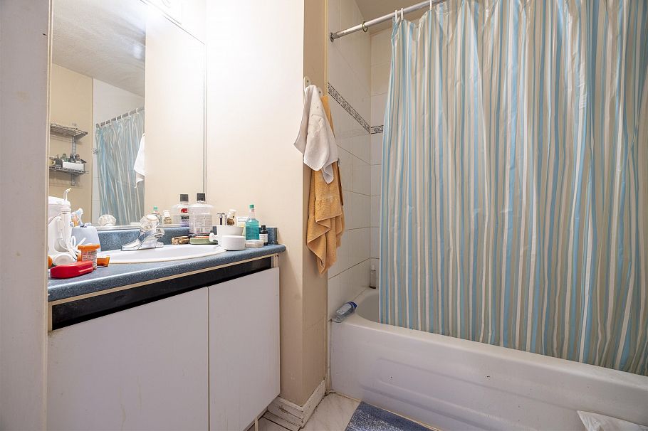 739 E 20th Avenue Vancouver, BC - 14