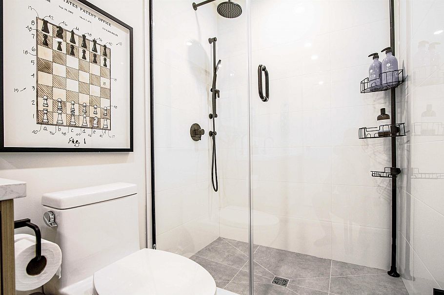 4542 Quebec Street Vancouver, BC - 24