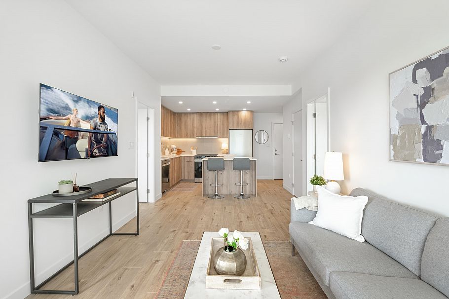 518 3596 Malsum Drive North Vancouver, BC - 11