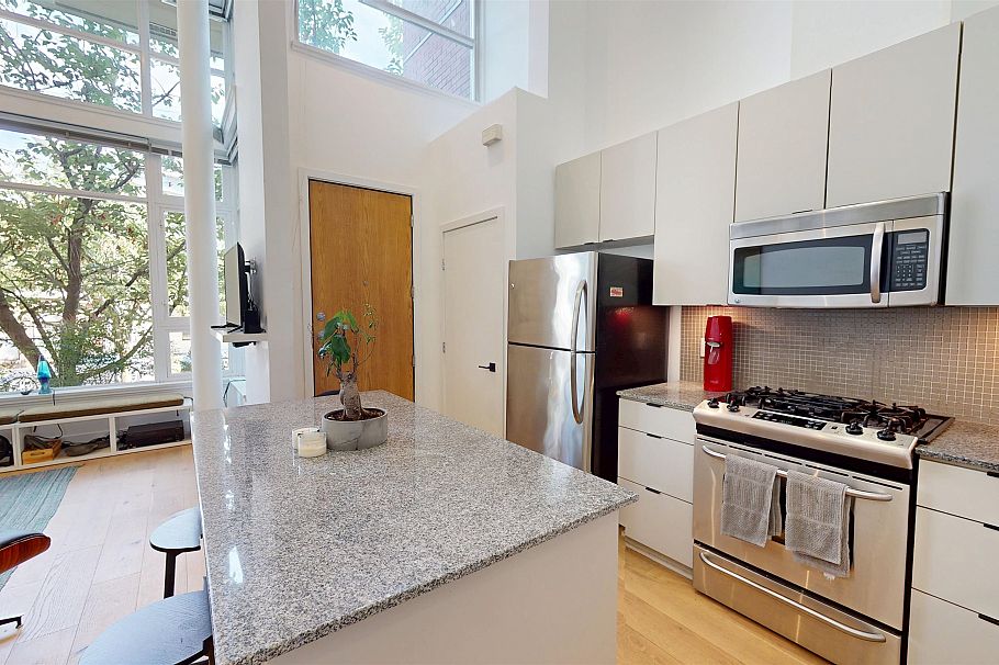 2727 Sophia Street Vancouver, BC - 10