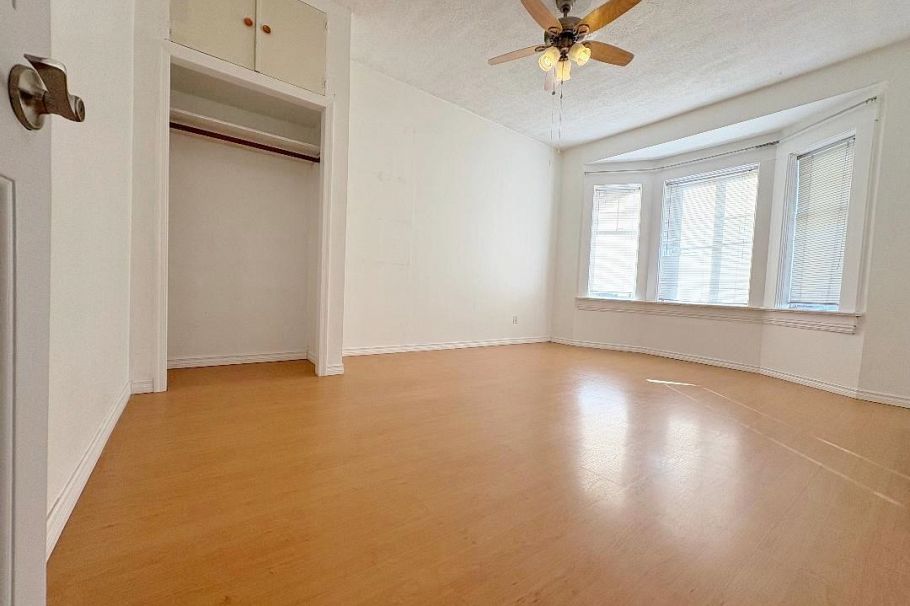 3034 Glen Drive Vancouver, BC - 11