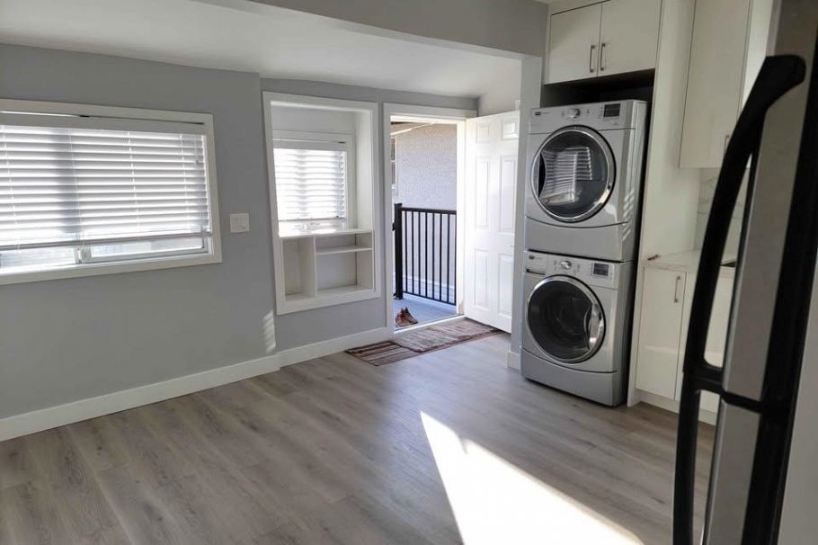 2456 E 19th Avenue Vancouver, BC - 4