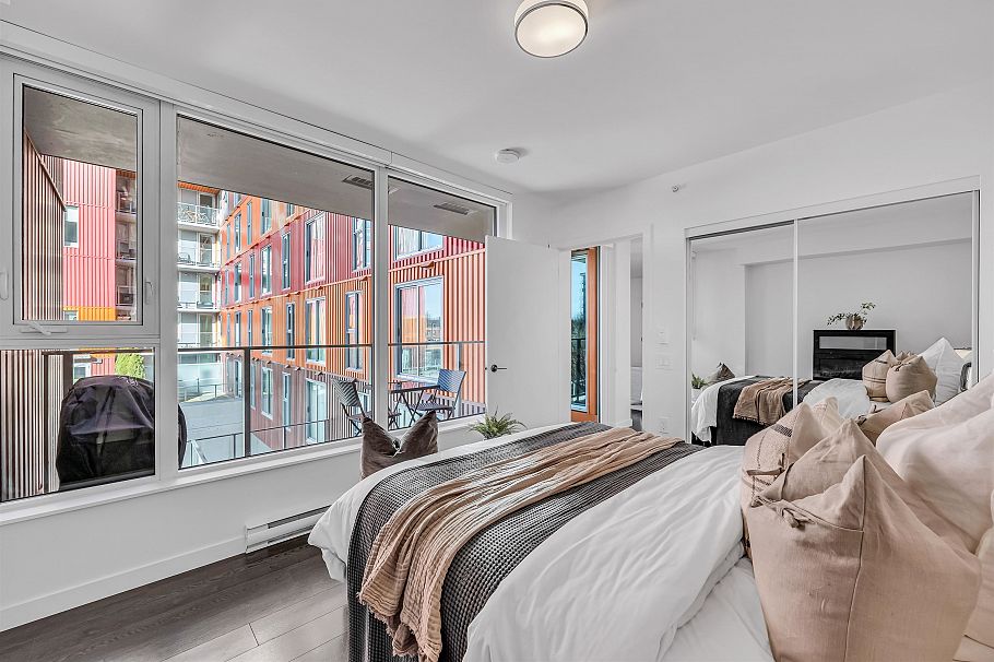 301 983 E Hastings Street Vancouver, BC - 11