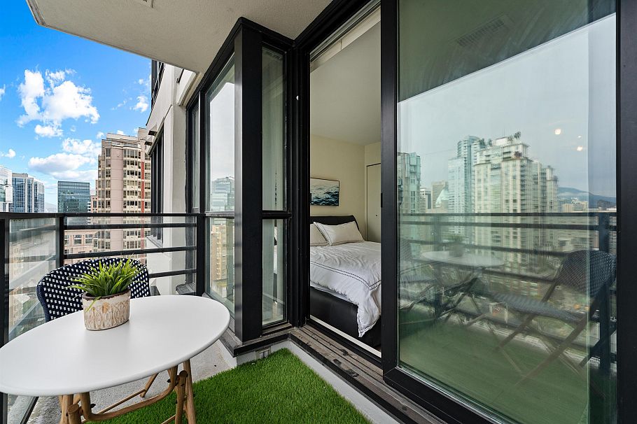 2408 909 Mainland Street Vancouver, BC - 20