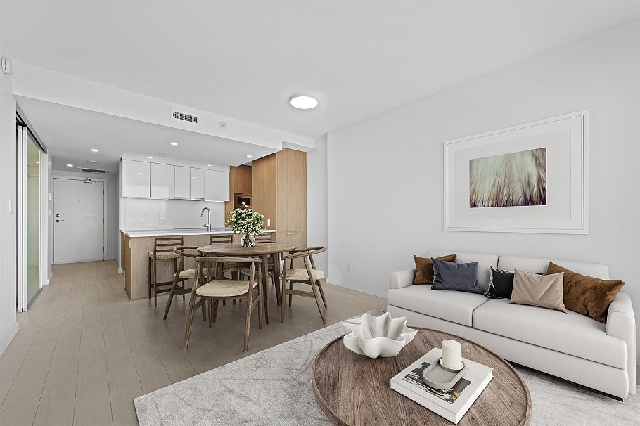 1812 285 E 10th Avenue Vancouver, BC - 4