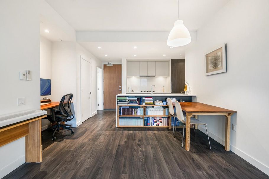 PH6 6677 Cambie Street Vancouver, BC - 2