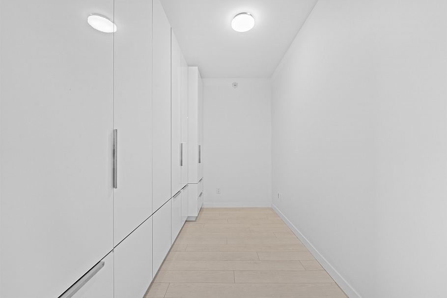 1812 285 E 10th Avenue Vancouver, BC - 10