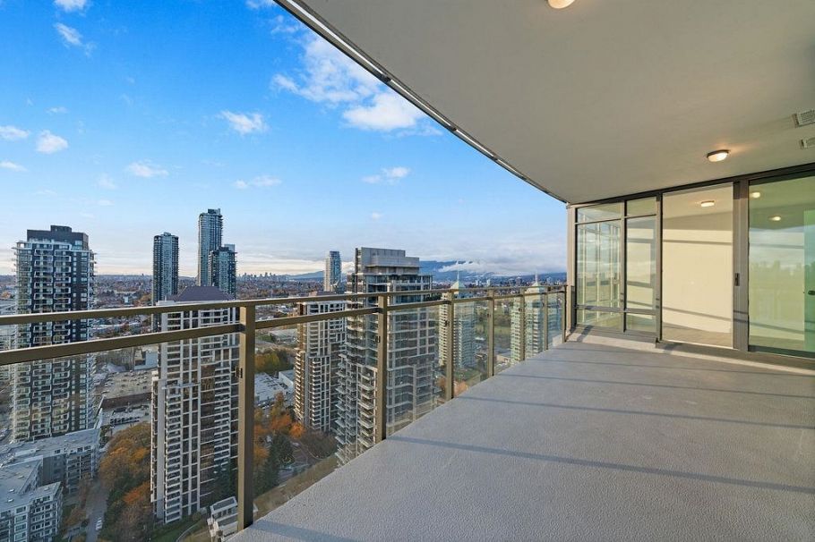 3008 2085 Skyline Court Burnaby, BC - 10