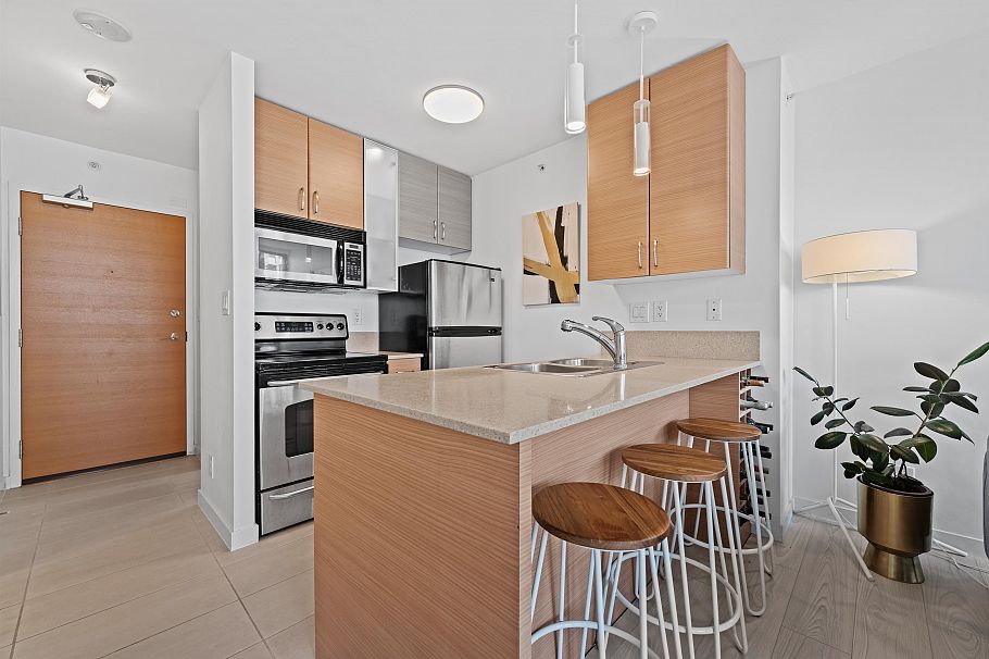 2408 909 Mainland Street Vancouver, BC - 9