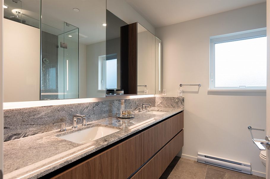 173 805 W 49th Avenue Vancouver, BC - 27