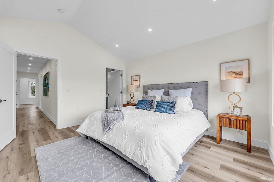 514 W 60th Avenue Vancouver, BC - 22