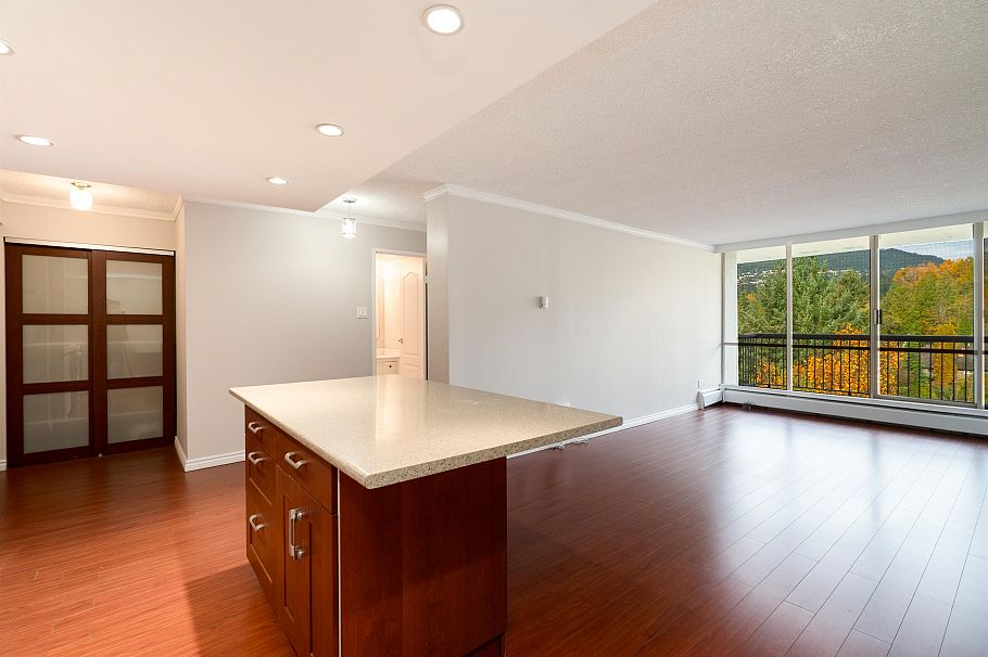 1319 2012 Fullerton Avenue North Vancouver, BC - 9