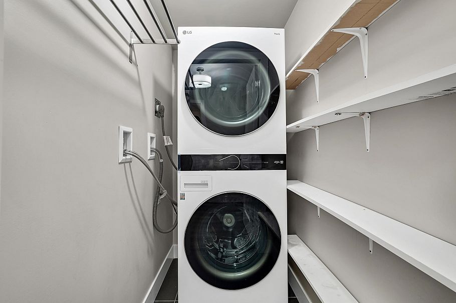 208 707 E 43rd Avenue Vancouver, BC - 24