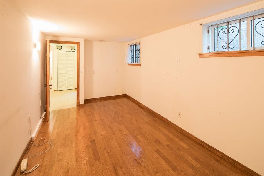 2305 W 3rd Avenue Vancouver, BC - 28