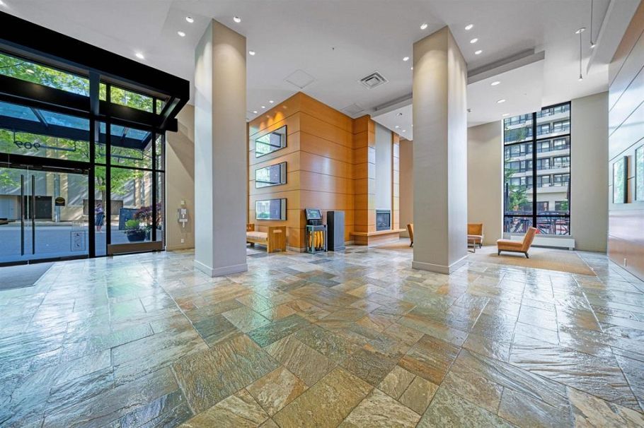 308 Smithe Street Vancouver, BC - 33