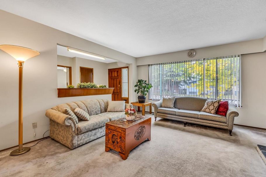 6036 Knight Street Vancouver, BC - 6