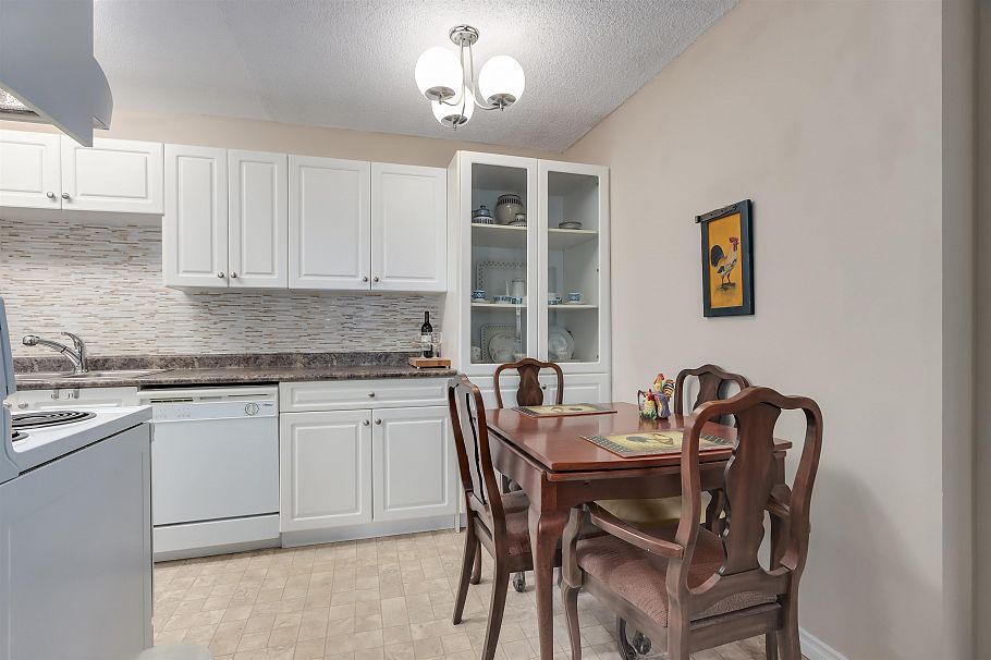 208 2016 Fullerton Avenue North Vancouver, BC - 7