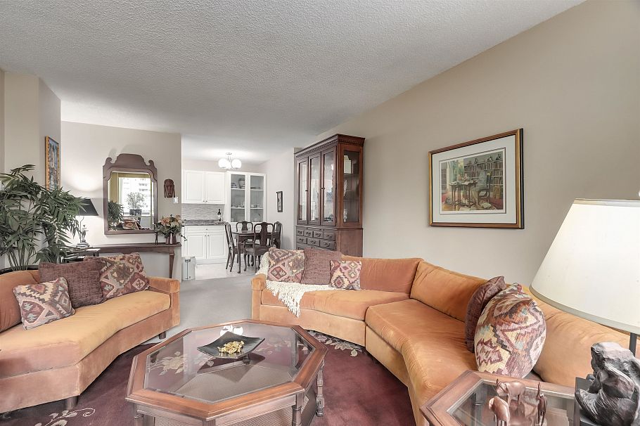 208 2016 Fullerton Avenue North Vancouver, BC - 3