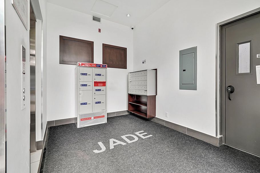 208 707 E 43rd Avenue Vancouver, BC - 32