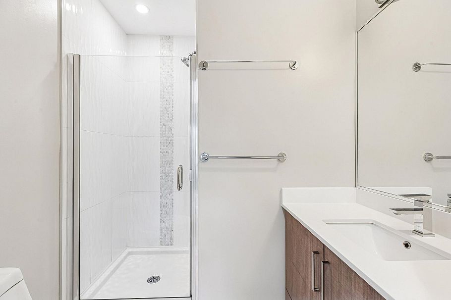 212 1838 Renfrew Street Vancouver, BC - 21