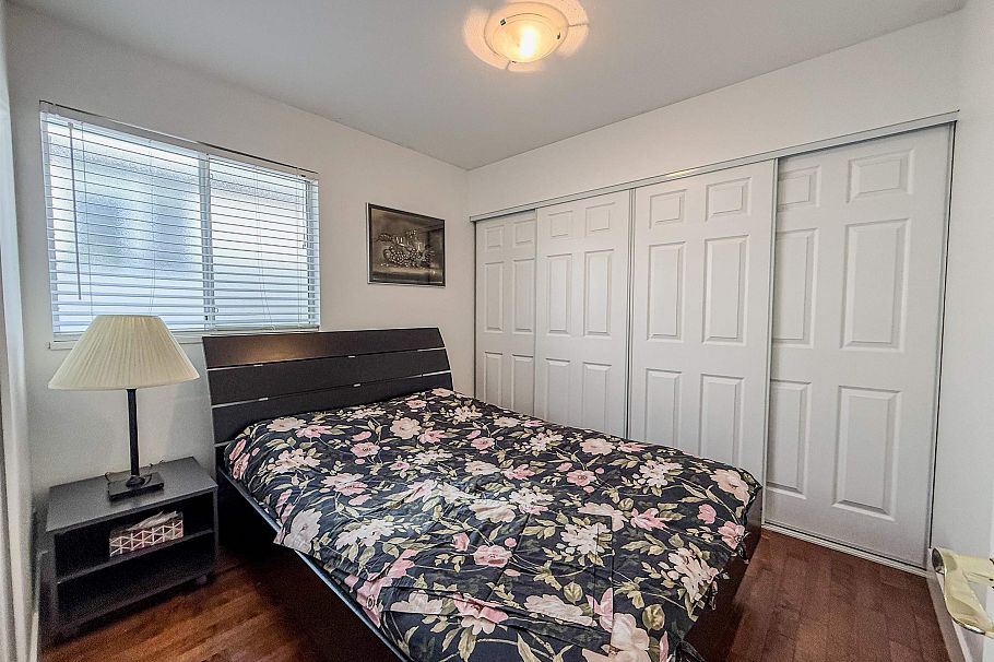 1717 Tatlow Avenue North Vancouver, BC - 19