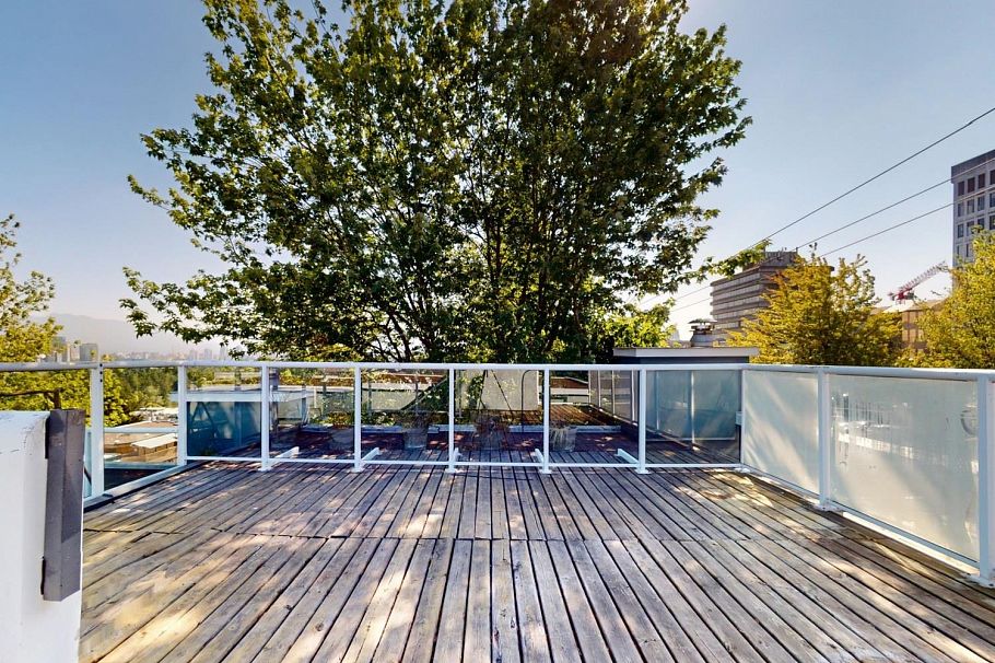 2395 Oak Street Vancouver, BC - 34