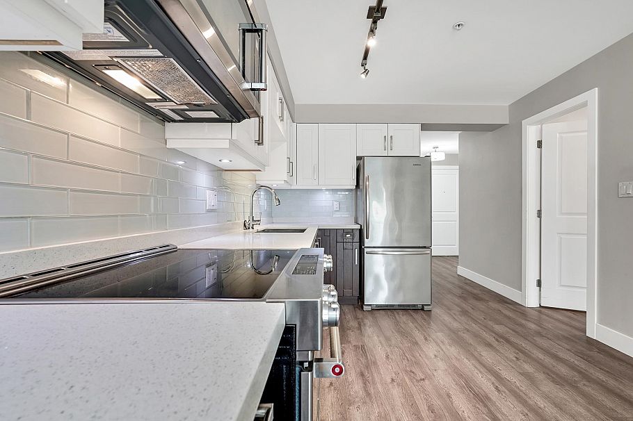 208 707 E 43rd Avenue Vancouver, BC - 30