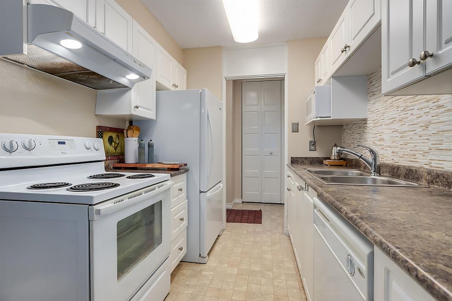 208 2016 Fullerton Avenue North Vancouver, BC - 5