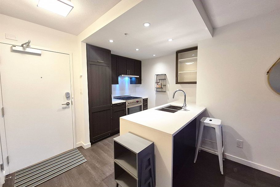 1057 5515 Boundary Road Vancouver, BC - 5