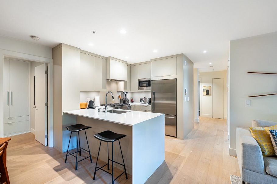 101 1858 W 5th Avenue Vancouver, BC - 16