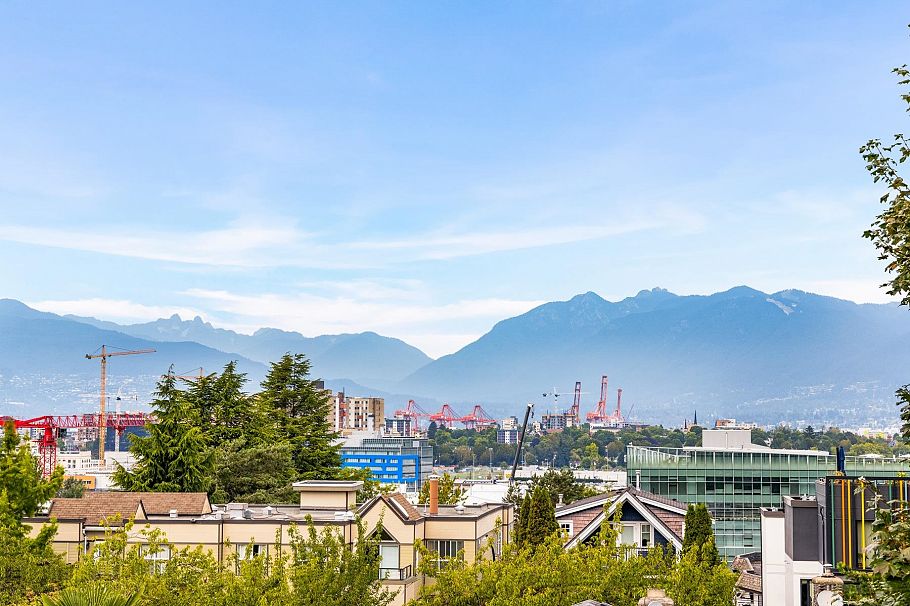 2276 St. George Street Vancouver, BC - 15