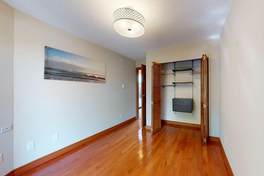 2395 Oak Street Vancouver, BC - 23