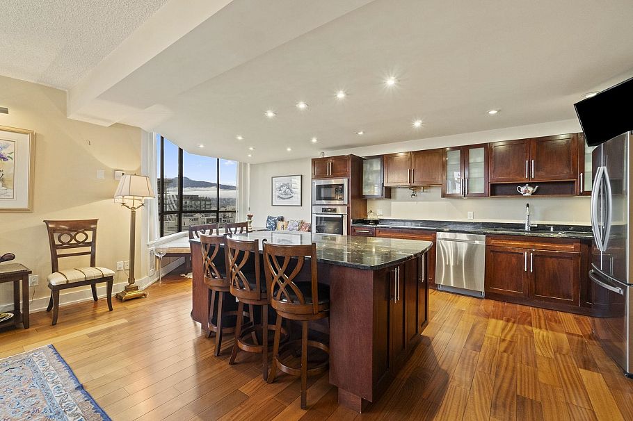 1904 738 Boughton Street Vancouver, BC - 9