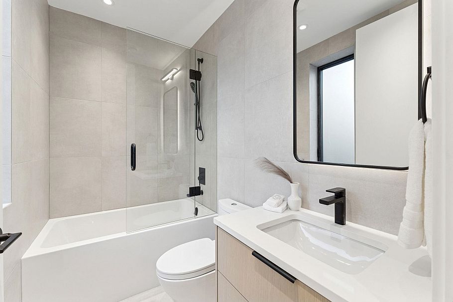 1 3036 W 14th Avenue Vancouver, BC - 15